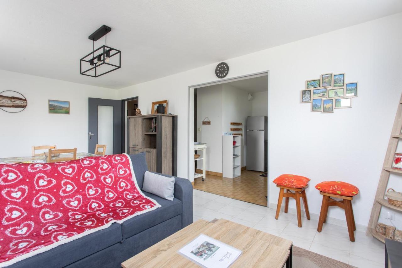 Les Arolles - Appartement Vue Sur La Montagne Saint-Leger-les-Melezes Luaran gambar